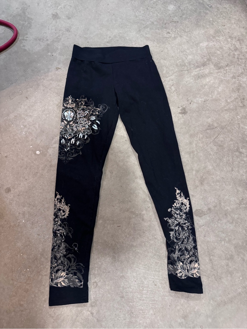 Bus stop Y2K black  Leggings with Metallic Floral Print - Stylish Leggings